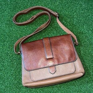Fossil Kinley small two-tone brown pebbled cow hide leather crossbody bag
